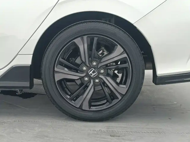 Honda Civic — Фото автомобиля 13