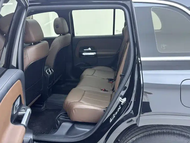Mercedes-Benz GLB-Class — Фото автомобиля 16