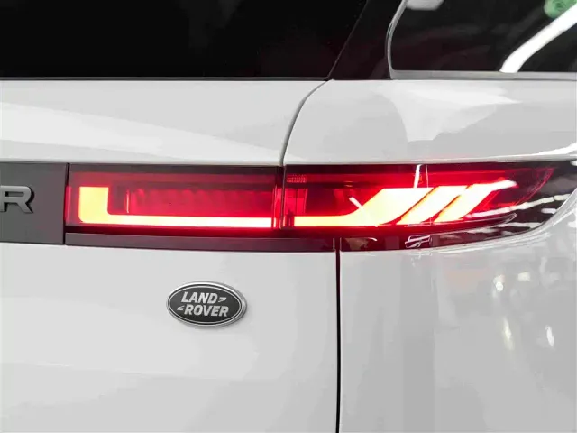 Land Rover Range Rover Sport — Фото автомобиля 14