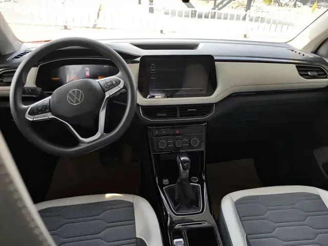 Volkswagen Tharu — Фото автомобиля 12