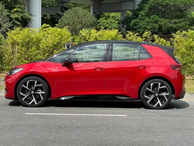 Volkswagen ID.3 — Фото автомобиля 6