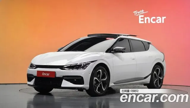 Фотография автомобиля — Kia EV6