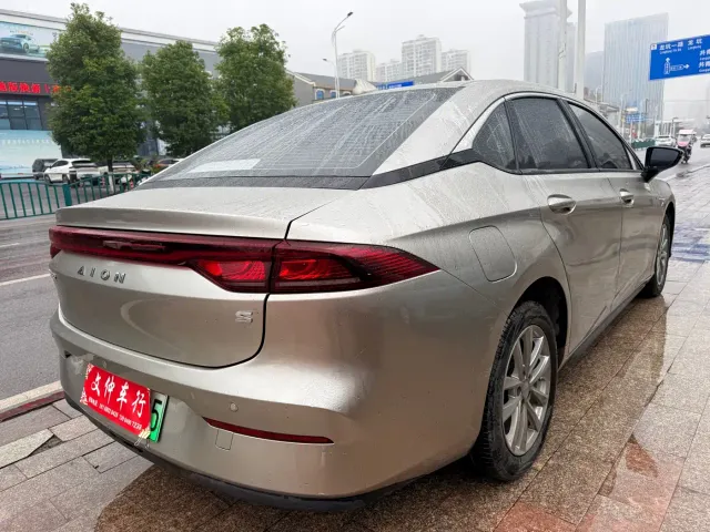 GAC Aion S — Фото автомобиля 4