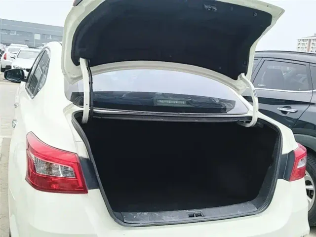 Nissan Sylphy — Фото автомобиля 18