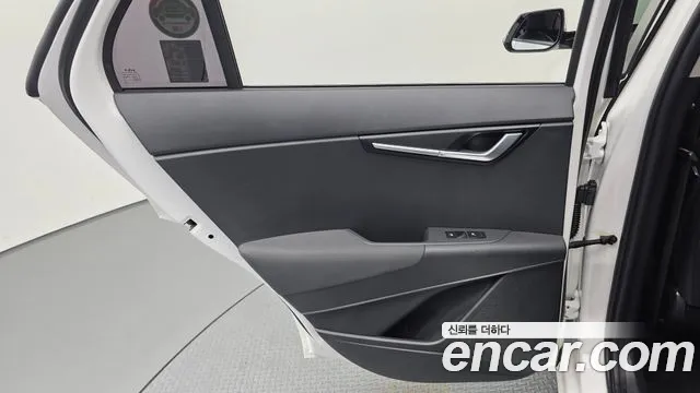 Kia Niro The All New — Фото автомобиля 14