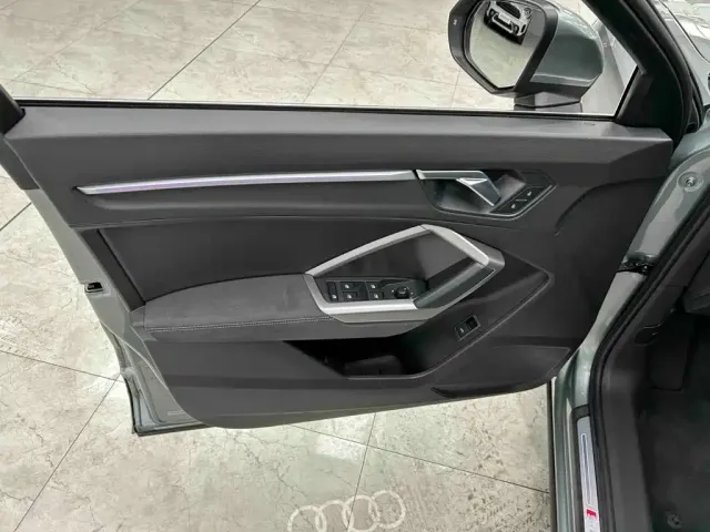 Audi Q3 — Фото автомобиля 15