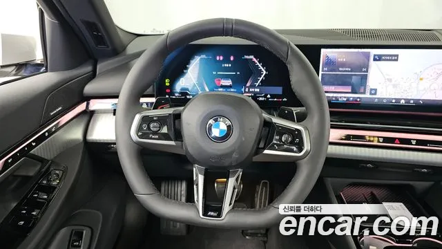 BMW 5-Series — Фото автомобиля 11