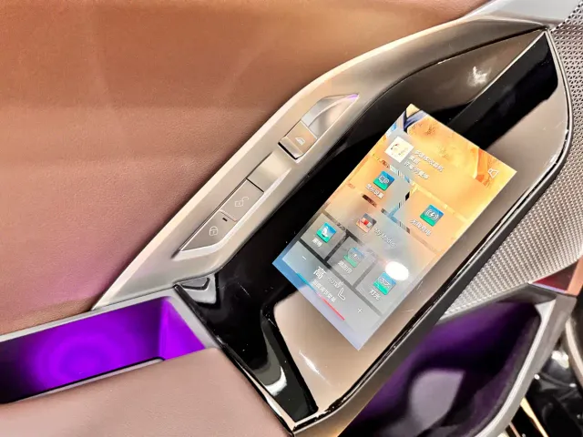 BMW 7 Series — Фото автомобиля 16