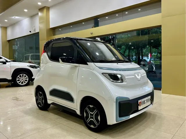 Wuling NanoEV — Фото автомобиля 6