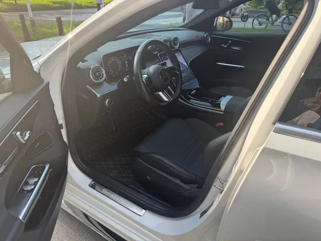 Mercedes-Benz C-Class — Фото автомобиля 13