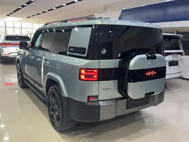 BYD FangChengBao Titanium 7 — Фото автомобиля 7