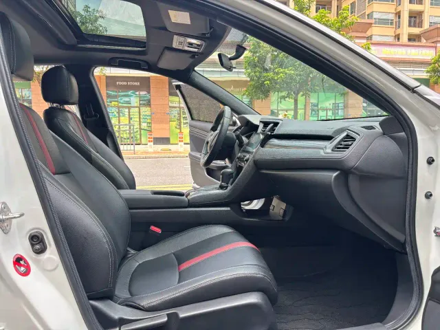 Honda Civic — Фото автомобиля 11