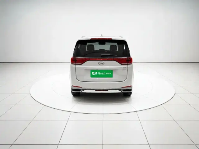 GAC Trumpchi M8 — Фото автомобиля 3