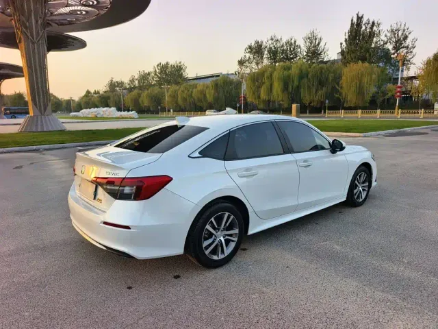 Honda Civic — Фото автомобиля 7