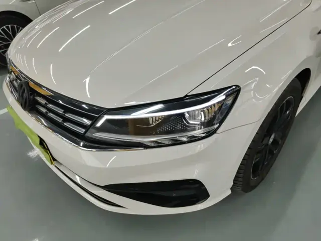 Volkswagen Lamando — Фото автомобиля 23
