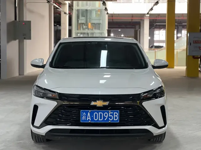 Chevrolet Monza — Фото автомобиля 2
