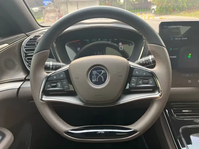 BYD Han — Фото автомобиля 15