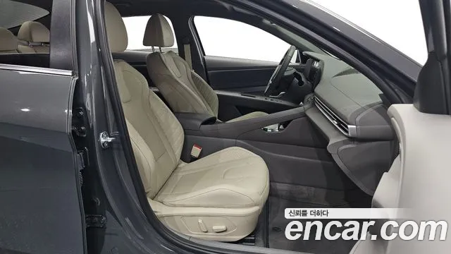 Hyundai Avante CN7 — Фото автомобиля 15