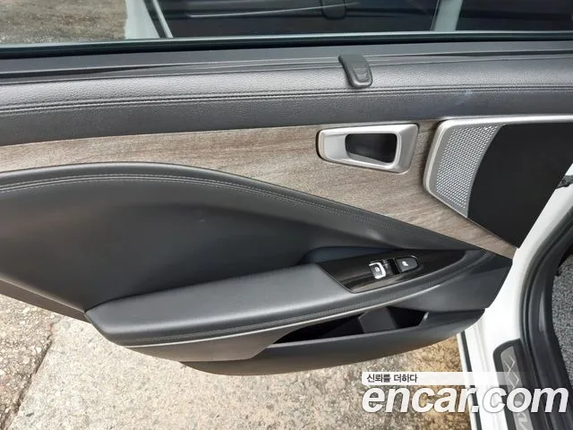 Kia K8 — Фото автомобиля 11