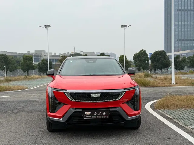 Cadillac Optiq — Фото автомобиля 2