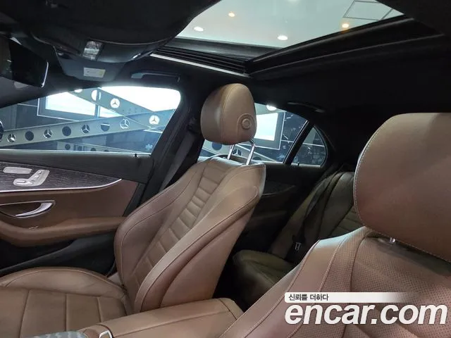 Mercedes-Benz E-Class E-класс W213 E350 4MATIC Exclusive — Фото автомобиля 12
