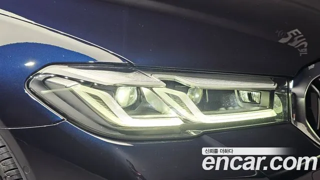 BMW 5 Series G30 — Фото автомобиля 22