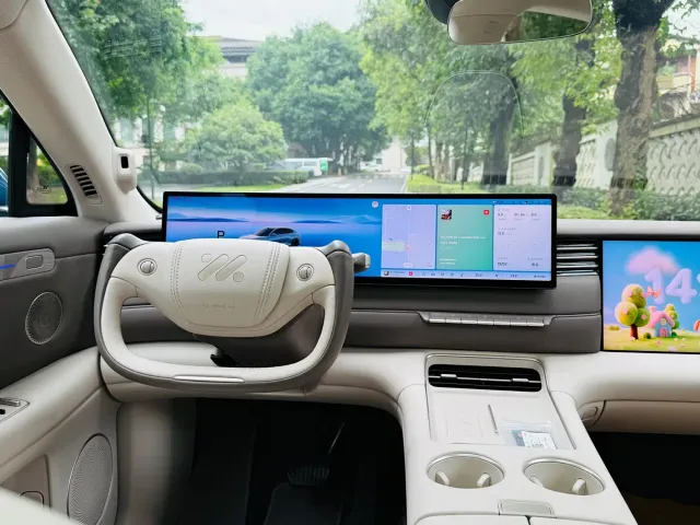 IM Motors LS6 — Фото автомобиля 14