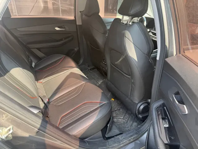 Geely Binrui — Фото автомобиля 7