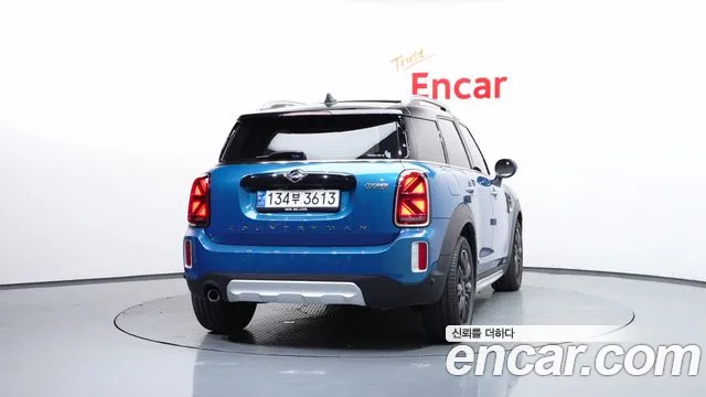 Mini Countryman — Фото автомобиля 4