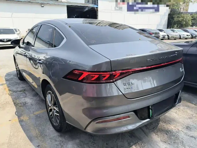 BYD Qin PLUS — Фото автомобиля 4