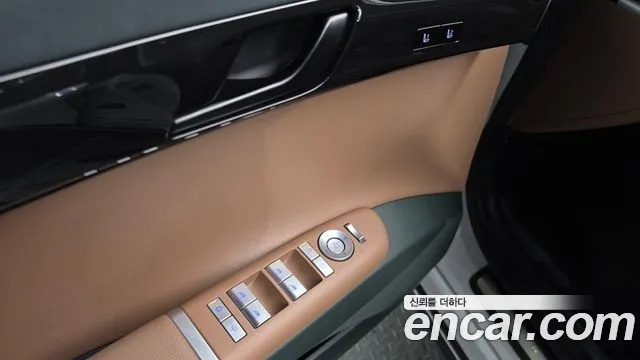 Hyundai Grandeur Grandeur (GN7) — Фото автомобиля 19