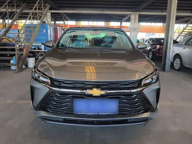 Chevrolet Monza — Фото автомобиля 2
