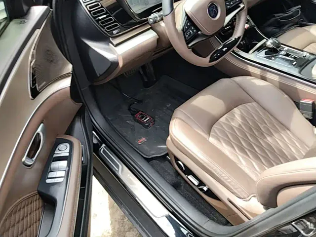 BYD Han — Фото автомобиля 15