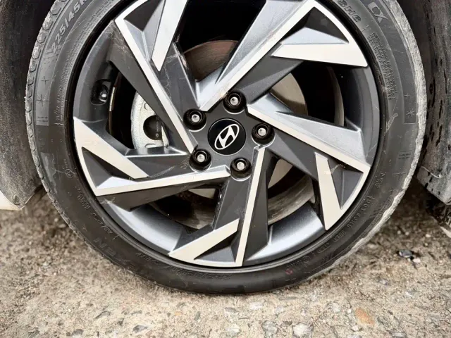 Hyundai Elantra — Фото автомобиля 9