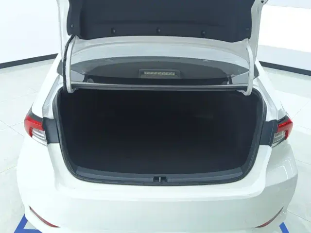 Toyota Corolla — Фото автомобиля 4