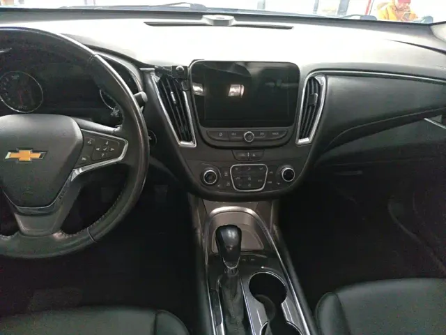 Chevrolet Malibu XL — Фото автомобиля 12