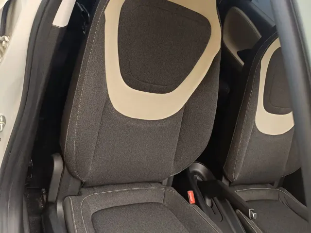 Wuling Bingo — Фото автомобиля 30