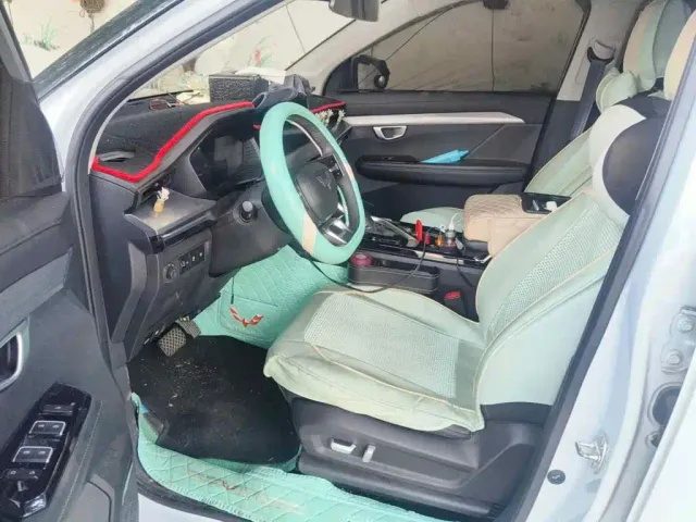 Wuling Asta — Фото автомобиля 8