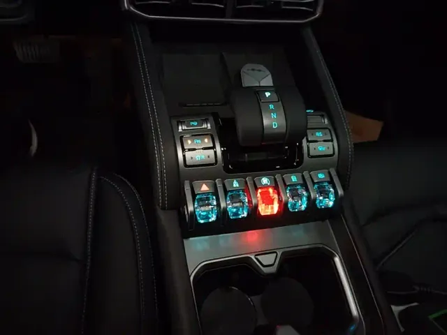 BYD FangChengBao Titanium 3 — Фото автомобиля 13
