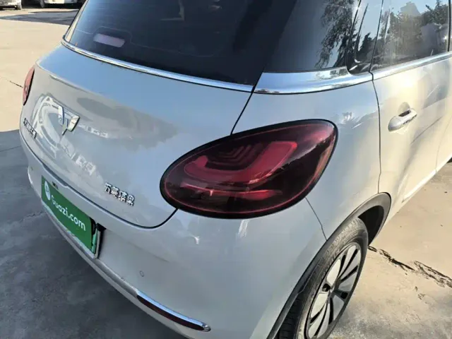 Wuling Bingo — Фото автомобиля 7