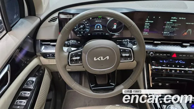 Kia Carnival Generation 4 — Фото автомобиля 13