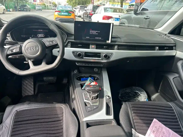 Audi A4L — Фото автомобиля 6
