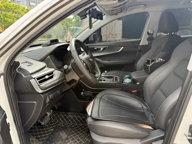 Chery Tiggo 8 — Фото автомобиля 8