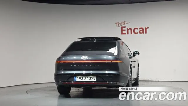 Hyundai Grandeur GN7 — Фото автомобиля 4