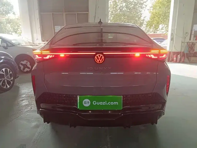 Volkswagen ID. Unyx 06 — Фото автомобиля 5