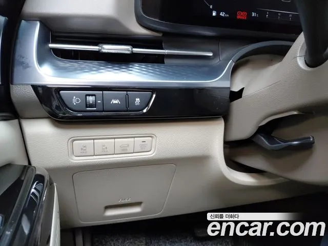 Kia Canival Carnival 4 поколение Дизель 9 мест Hi-Limousine — Фото автомобиля 28
