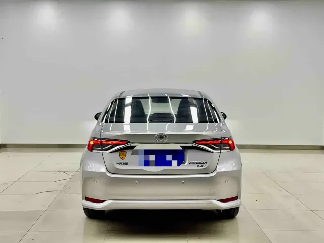 Toyota Corolla — Фото автомобиля 6