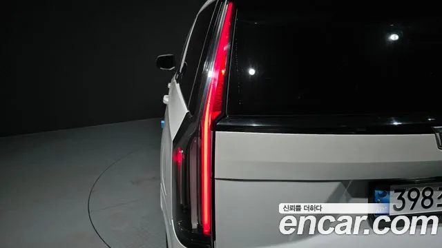 Cadillac Escalade Escalade 5 поколение — Фото автомобиля 19
