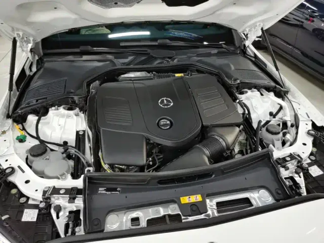 Mercedes-Benz Mercedes-Benz C-Class New Energy 2025 Facelift C 350 eL — Фото автомобиля 19