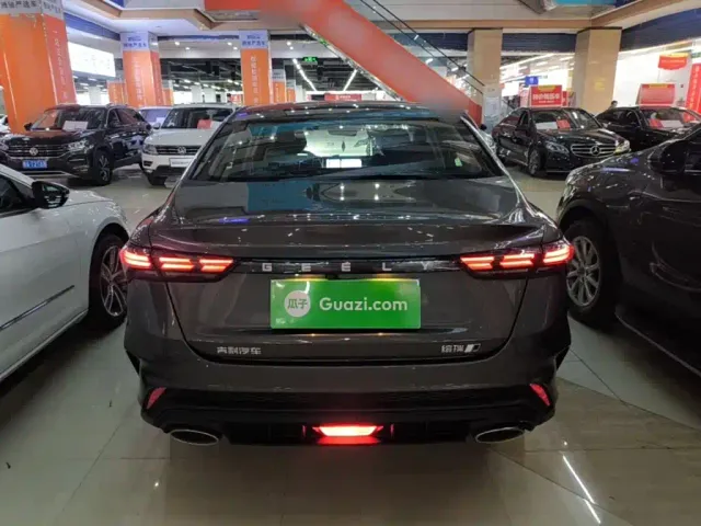 Geely Binrui — Фото автомобиля 5